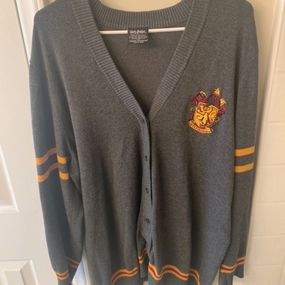 (Plus Size) Harry Potter Gryffindor Cardigan from Hot Topic